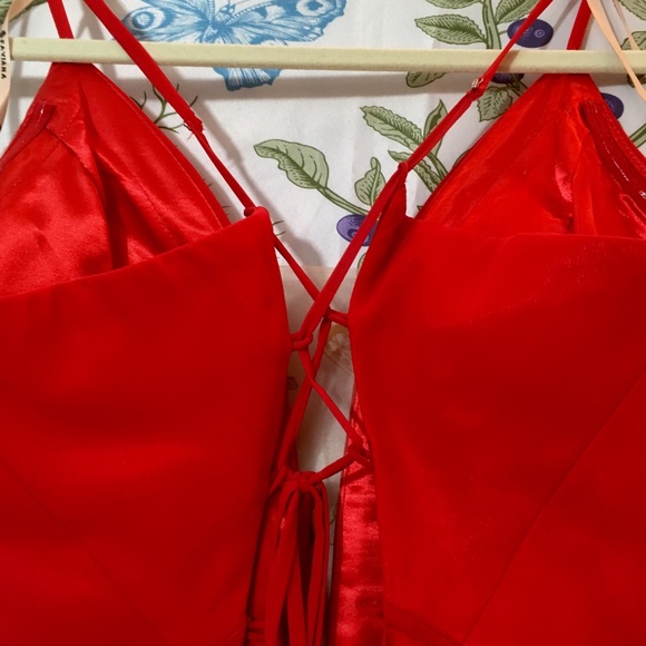 Faviana Low V-Neck Corset Back Prom Dress - Picture 3 of 3